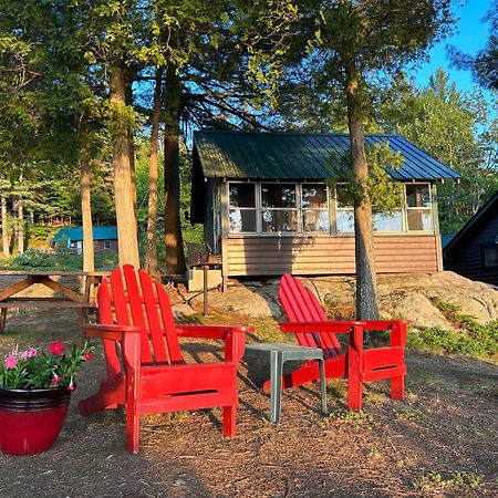 Paddler'S Rest Lakeside Cabins And Motel Long Lake Esterno foto