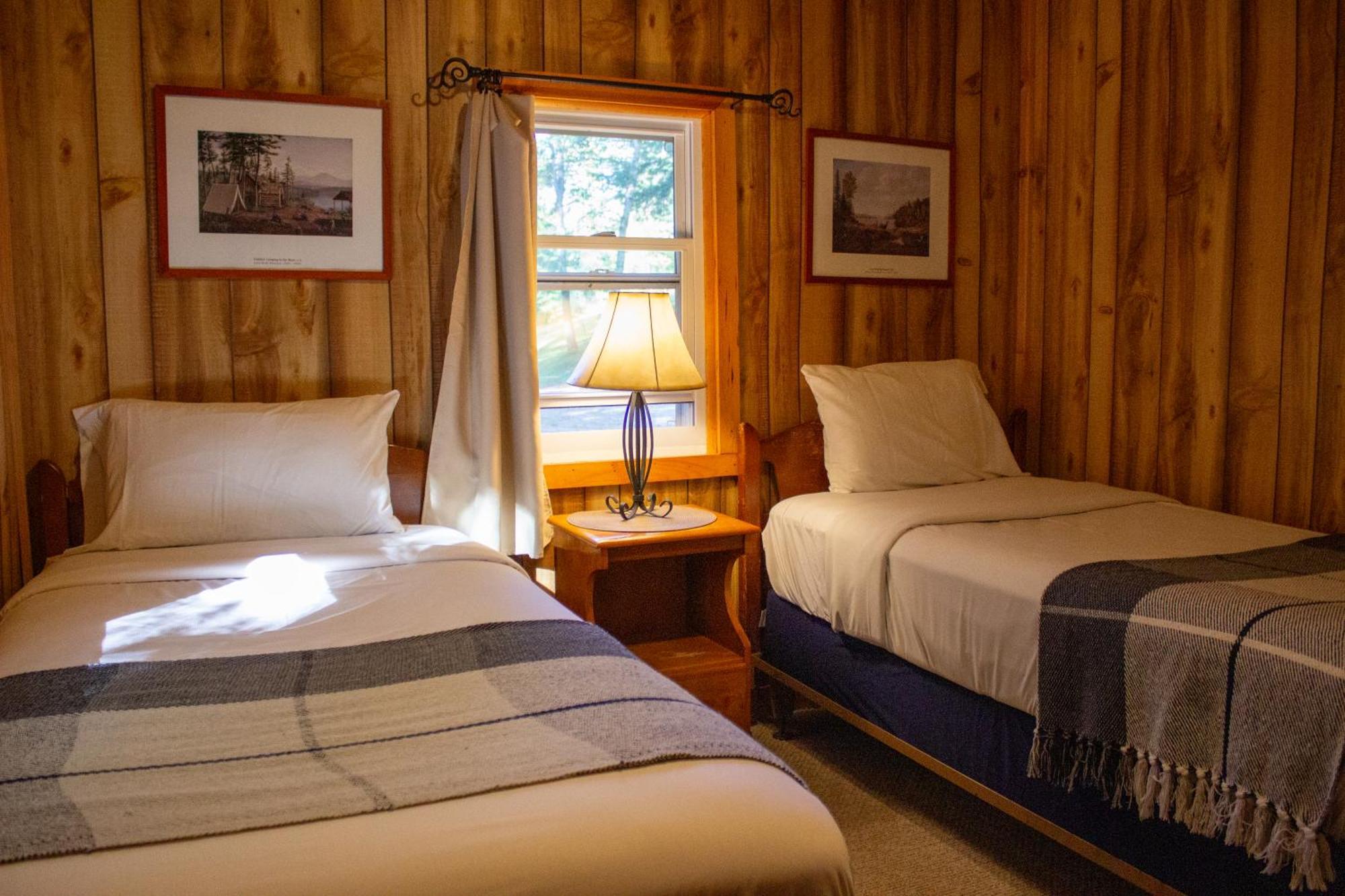 Paddler'S Rest Lakeside Cabins And Motel Long Lake Camera foto